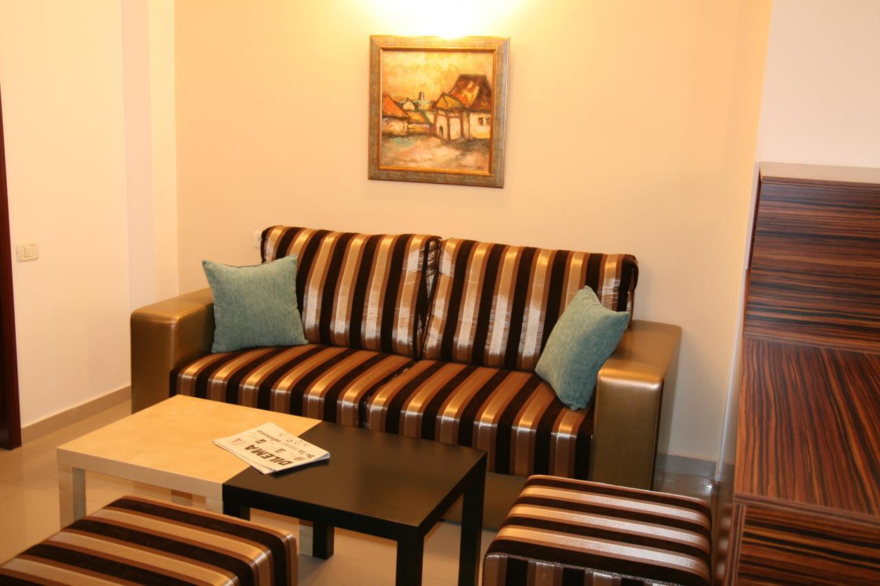 Hotel Kilometrul Zero Dragasani Dış mekan fotoğraf