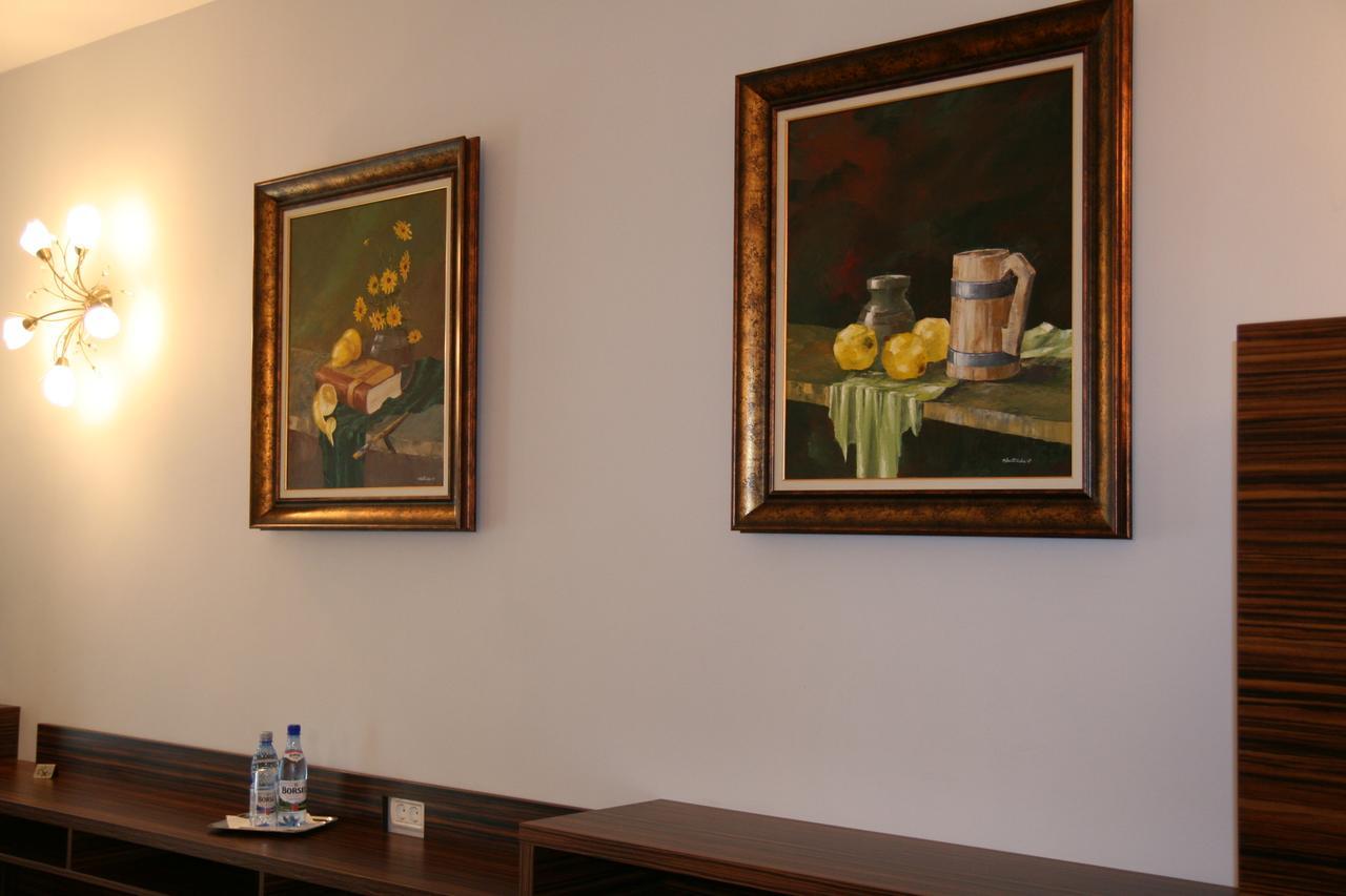 Hotel Kilometrul Zero Dragasani Dış mekan fotoğraf