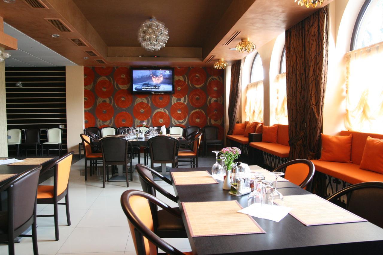 Hotel Kilometrul Zero Dragasani Dış mekan fotoğraf
